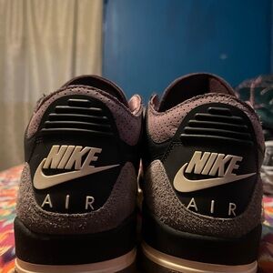 Like new Jordan 3 a ma maniere US size 10.5/ womens 12